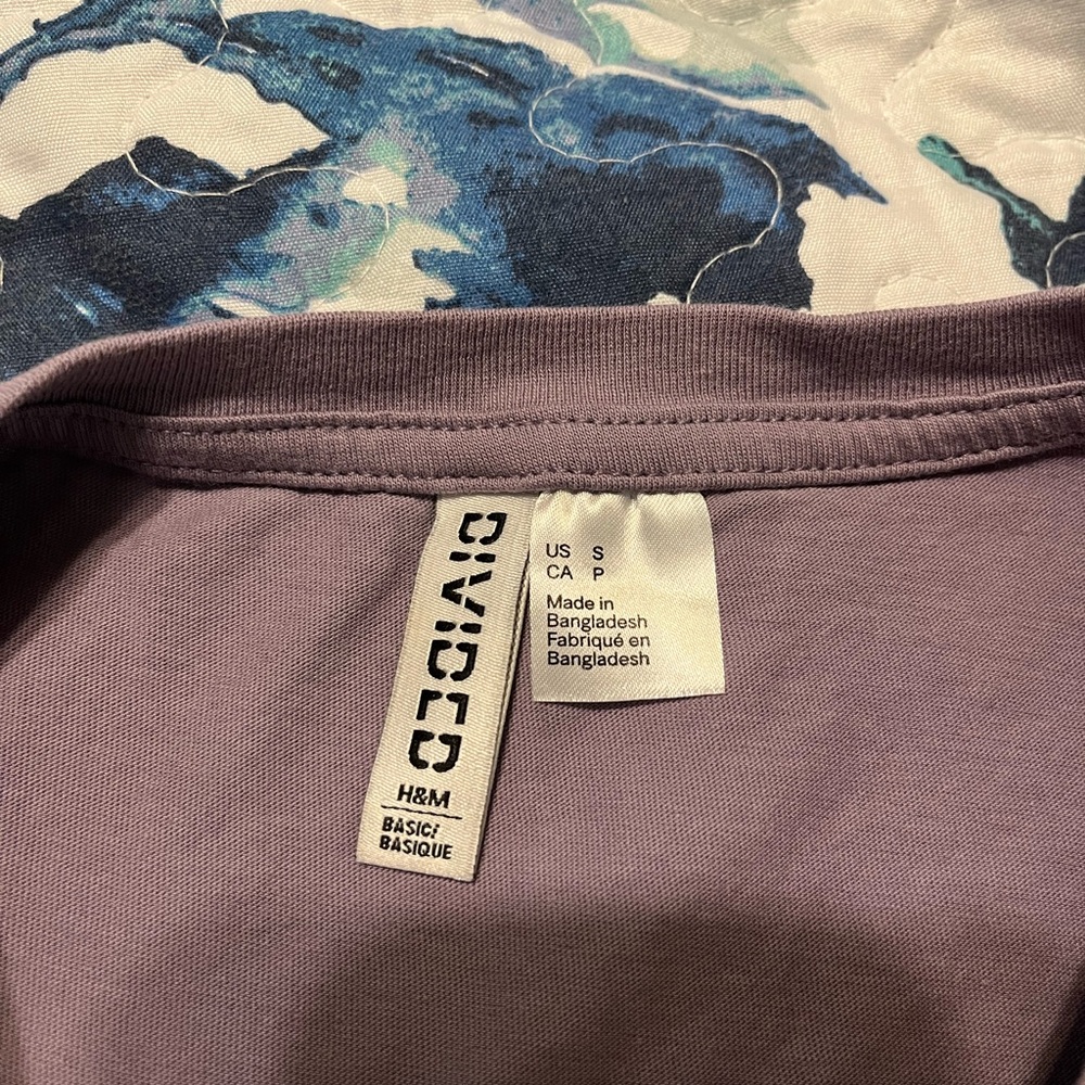 H&M Purple Basic Top - Picture 2 of 5